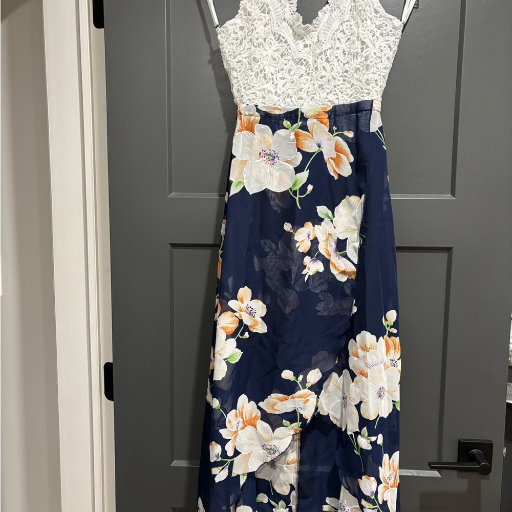 Floral High-Low Skirt in Navy and White - Picture 4 of 5